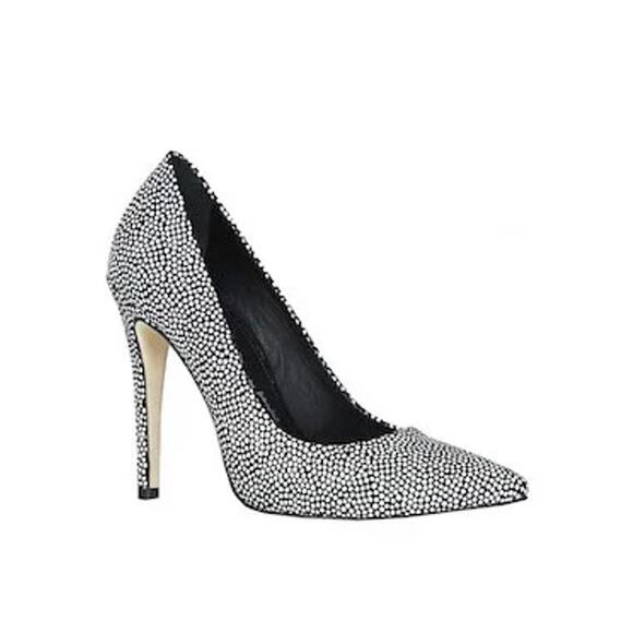 ALICE & OLIVIA Black and White Polka Dot Pebbled Leather Pumps - Size 39 / 8 - Picture 1 of 9